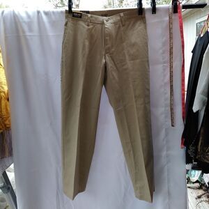 Lee khakis 